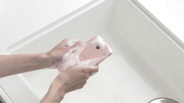 Kyocera launches ‘Rafre’, a washable smartphone that resists hot water